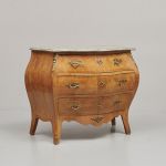 1096 3688 CHEST OF DRAWERS